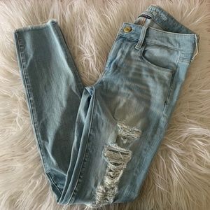 Light-wash Jeans